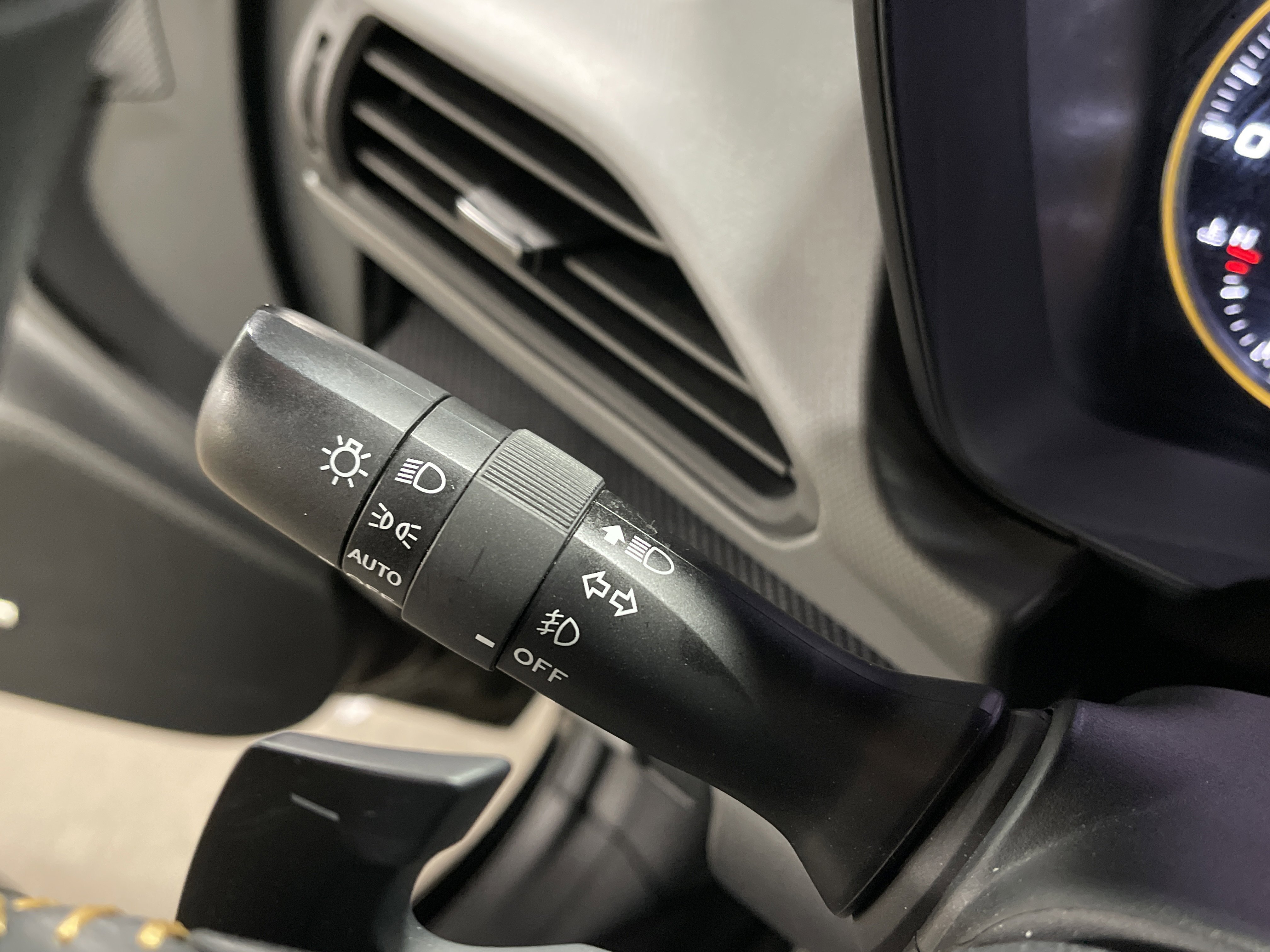 Used 2024 Subaru Crosstrek 2.5i Wilderness w/ Crosstrek Mirror Package image 22