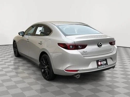 Used 2024 MAZDA MAZDA3 s FWD image 5