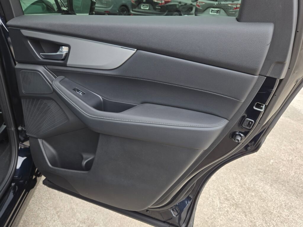 New 2026 Acura MDX SH-AWD image 13