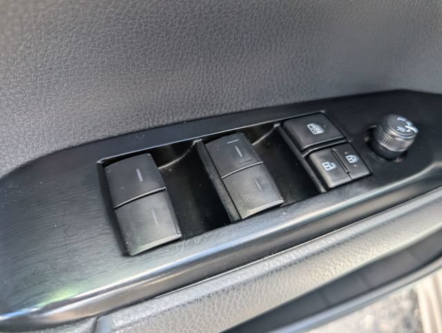 Used 2025 Toyota Camry XSE FWD image 16