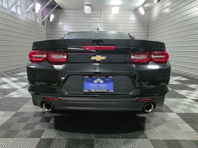 Used 2019 Chevrolet Camaro LT RWD image 6