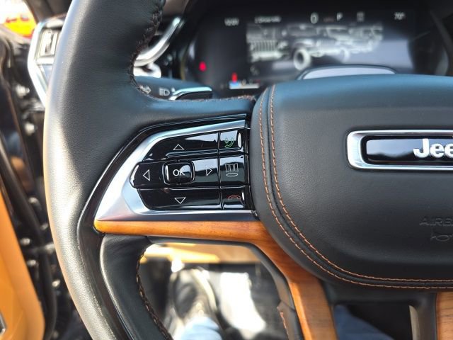 Used 2024 Jeep Grand Cherokee Summit image 20