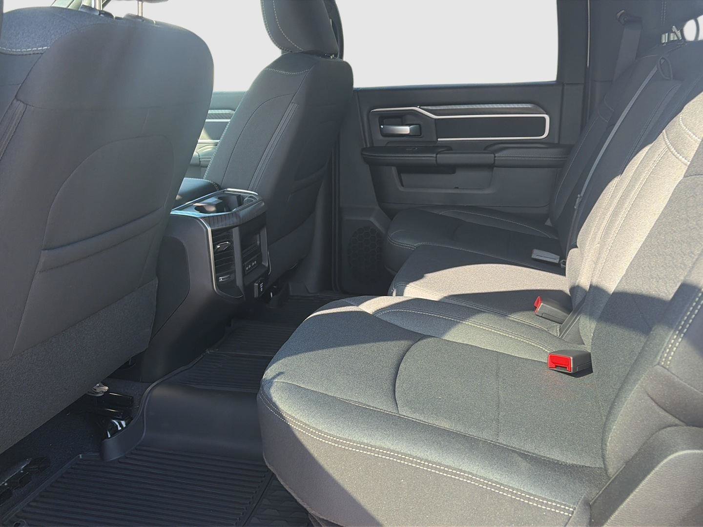 New 2026 RAM 2500 Big Horn AWD/4WD image 34