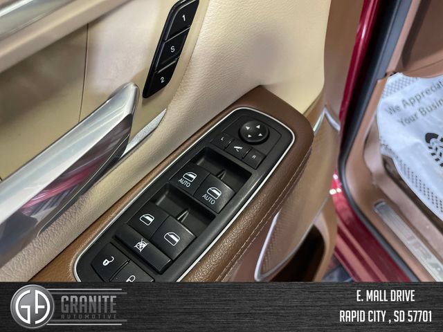 Used 2021 RAM 1500 Laramie AWD/4WD image 12