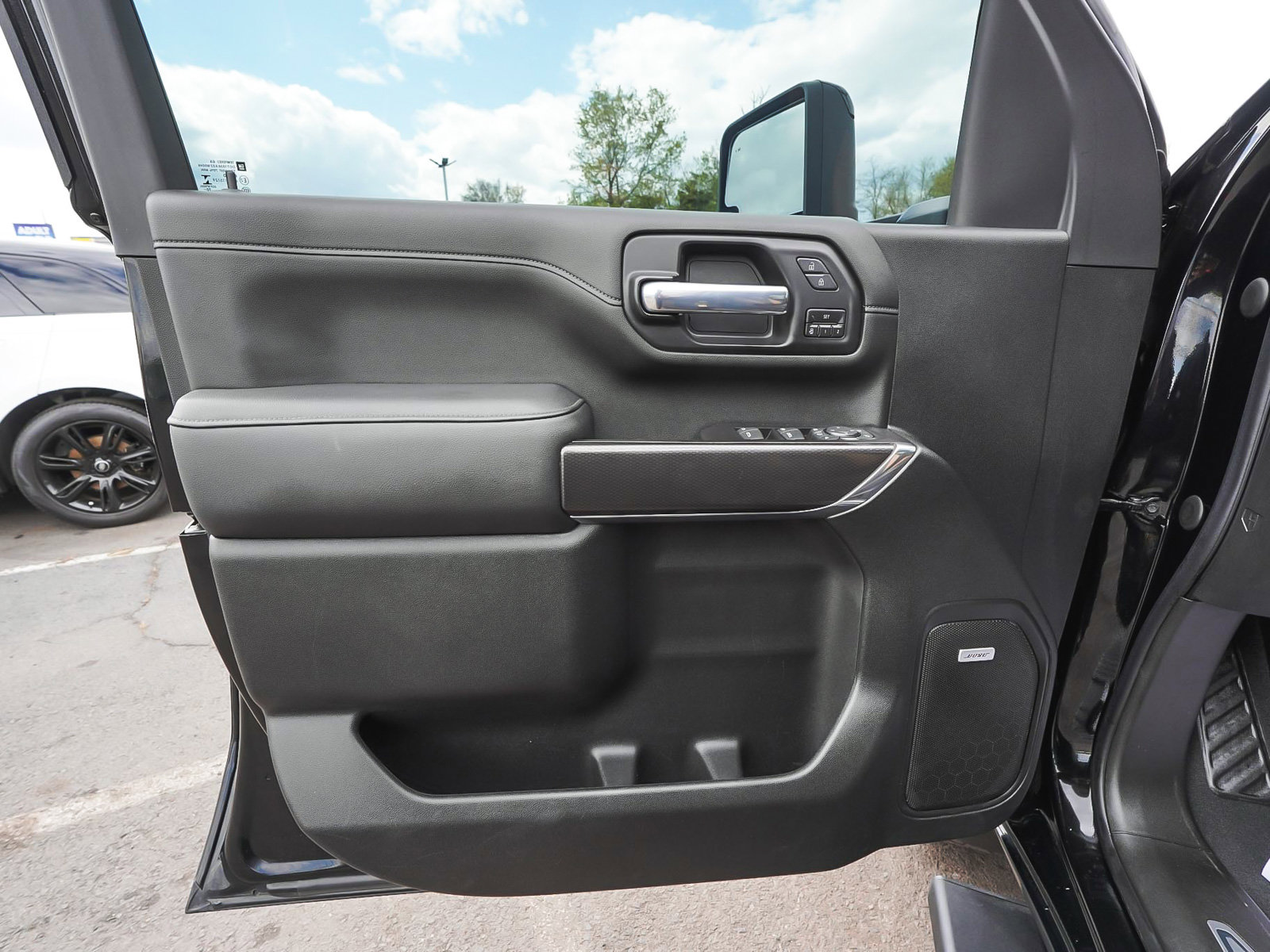 Used 2021 Chevrolet Silverado 2500 LTZ w/ Carhartt Edition AWD/4WD image 9
