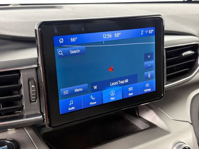Used 2022 Ford Explorer XLT AWD/4WD image 14