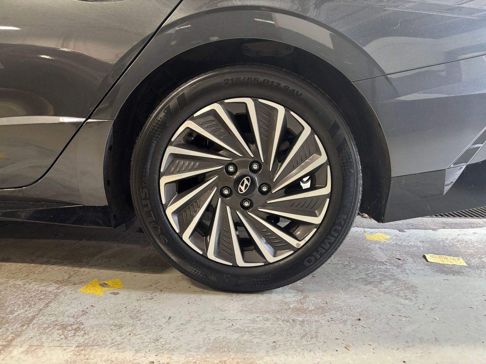 Used 2025 Hyundai Sonata SEL FWD image 30