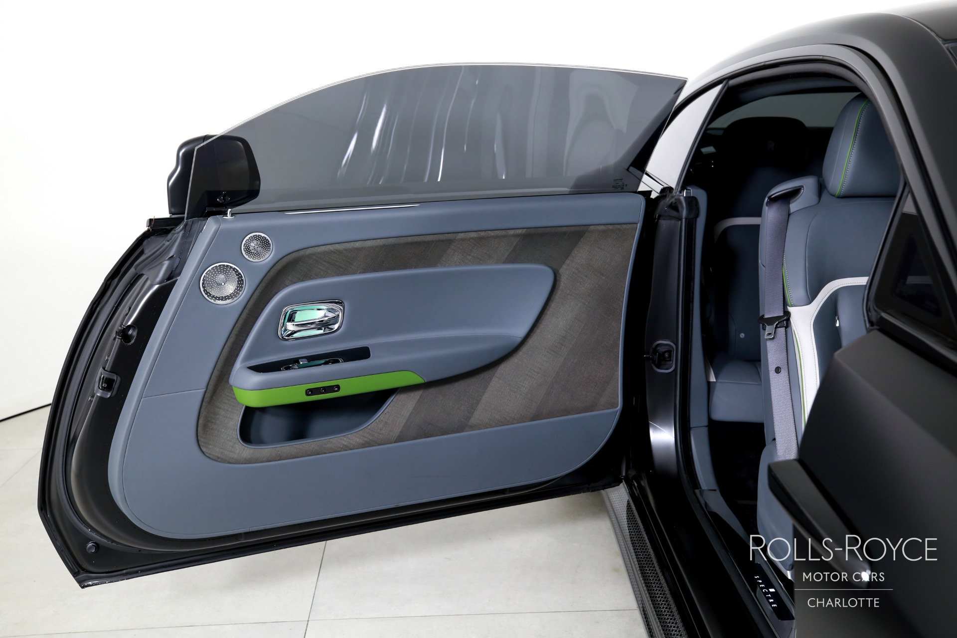 Used 2024 Rolls-Royce Spectre w/ Spectre Launch Package image 22