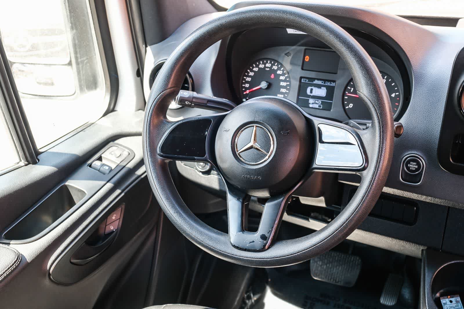 Used 2020 Mercedes-Benz Sprinter 2500 image 19