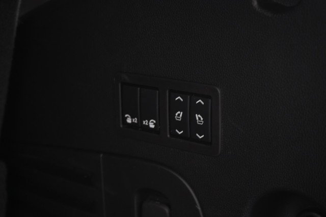 Used 2020 GMC Yukon Denali w/ Denali Premium Package image 65