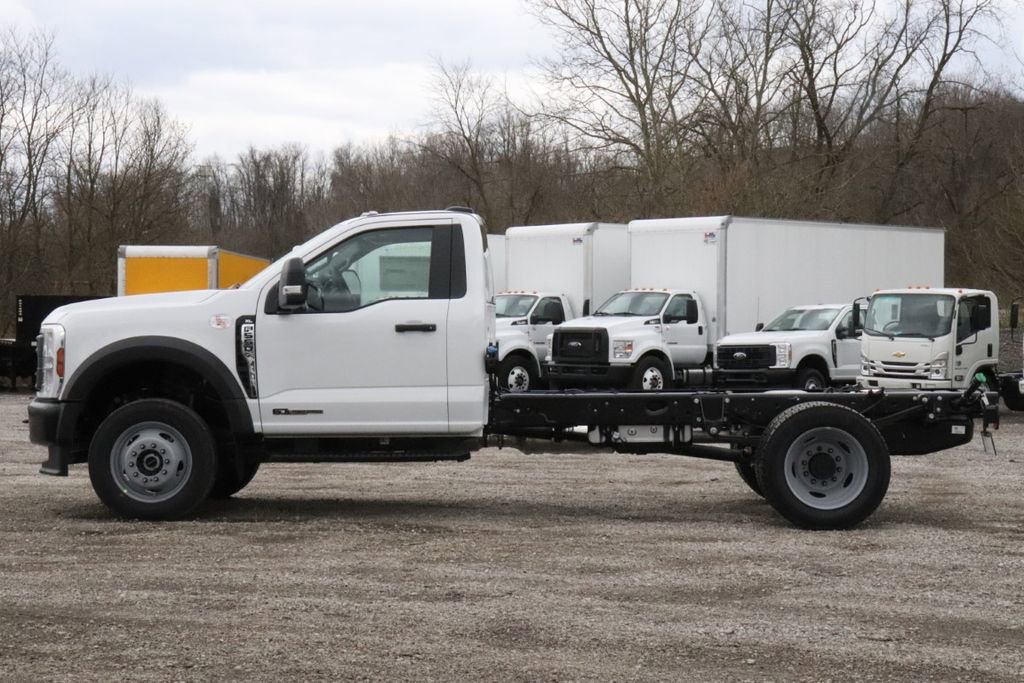 New 2025 Ford F550 4x4 Regular Cab Super Duty image 2