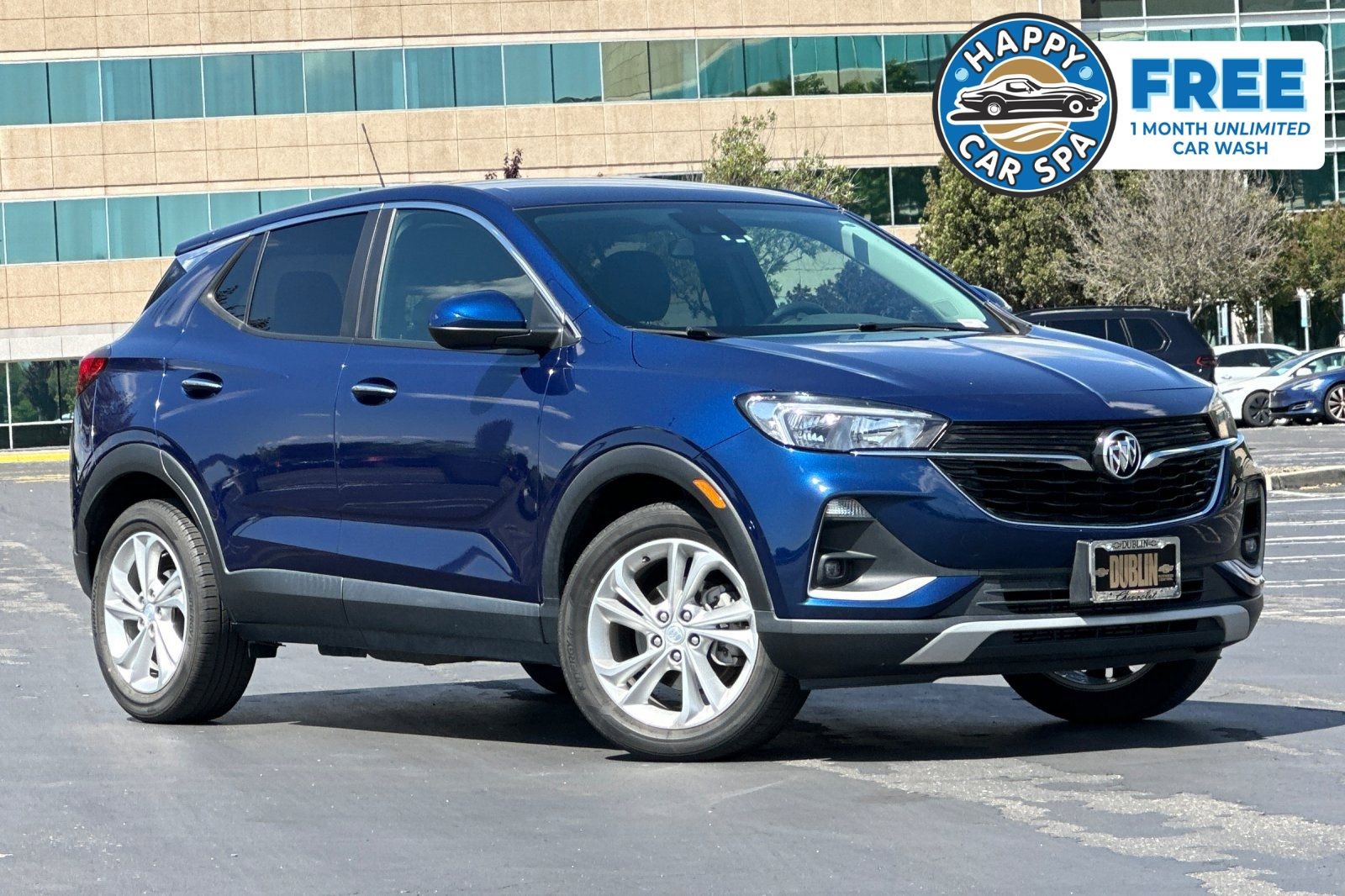 Used 2023 Buick Encore GX Preferred w/ Cold Weather Comfort Package FWD image 1