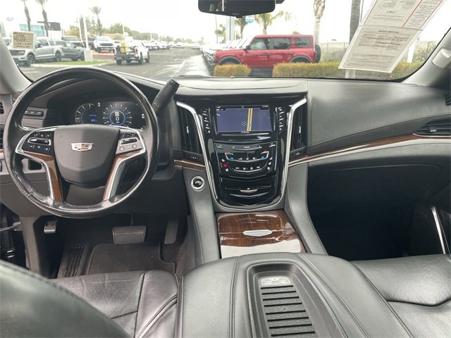 Used 2020 Cadillac Escalade Luxury image 20