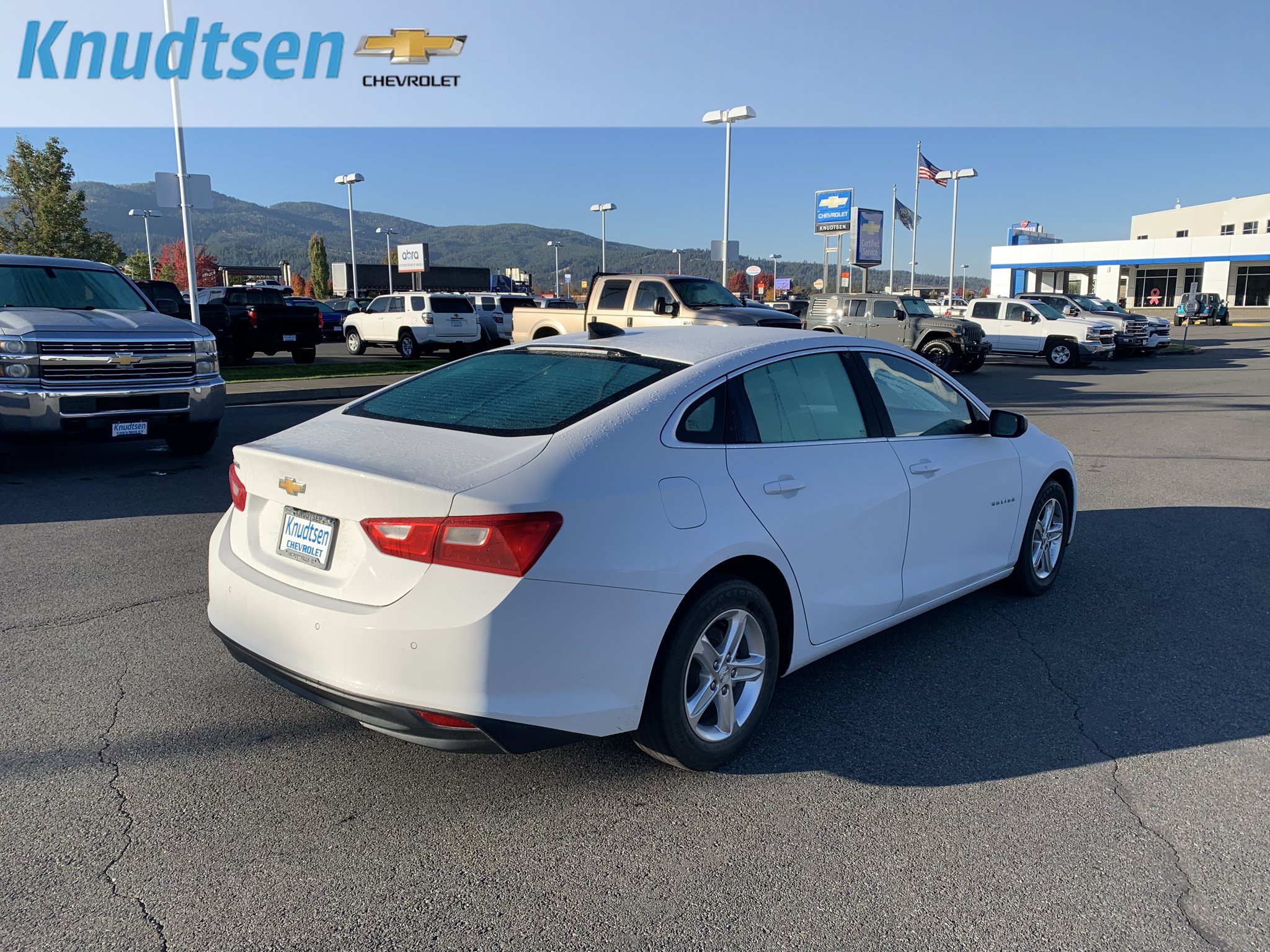 Used 2023 Chevrolet Malibu LS w/ Driver Confidence Package FWD image 7