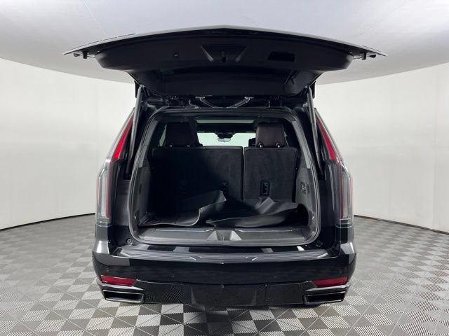 Used 2022 Cadillac Escalade Sport Platinum w/ LPO, ONYX Package AWD/4WD image 53