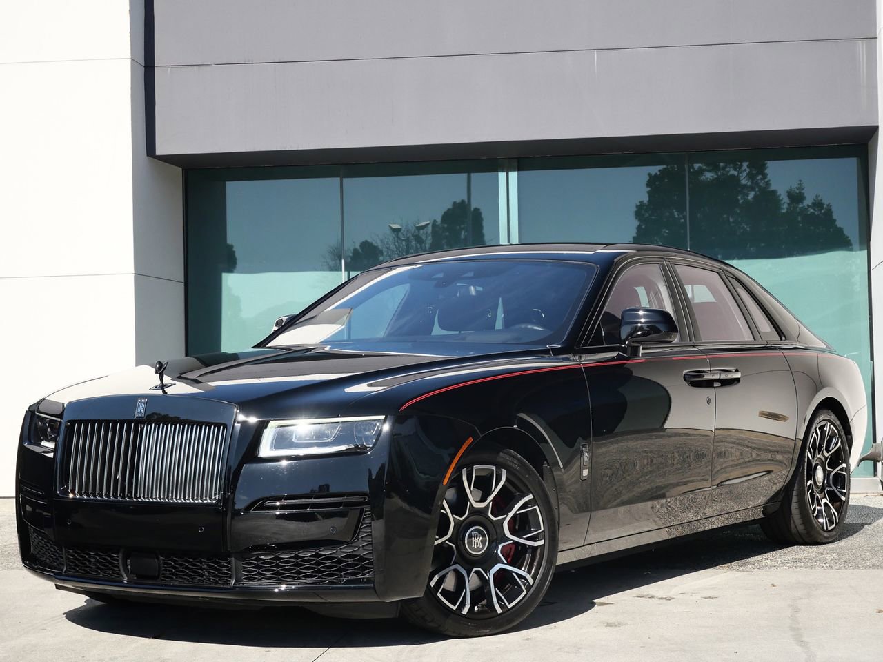Certified 2022 Rolls-Royce Ghost Black Badge image 1