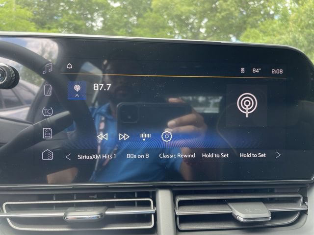 New 2026 Chevrolet Trax ACTIV w/ Sunroof Package FWD image 16