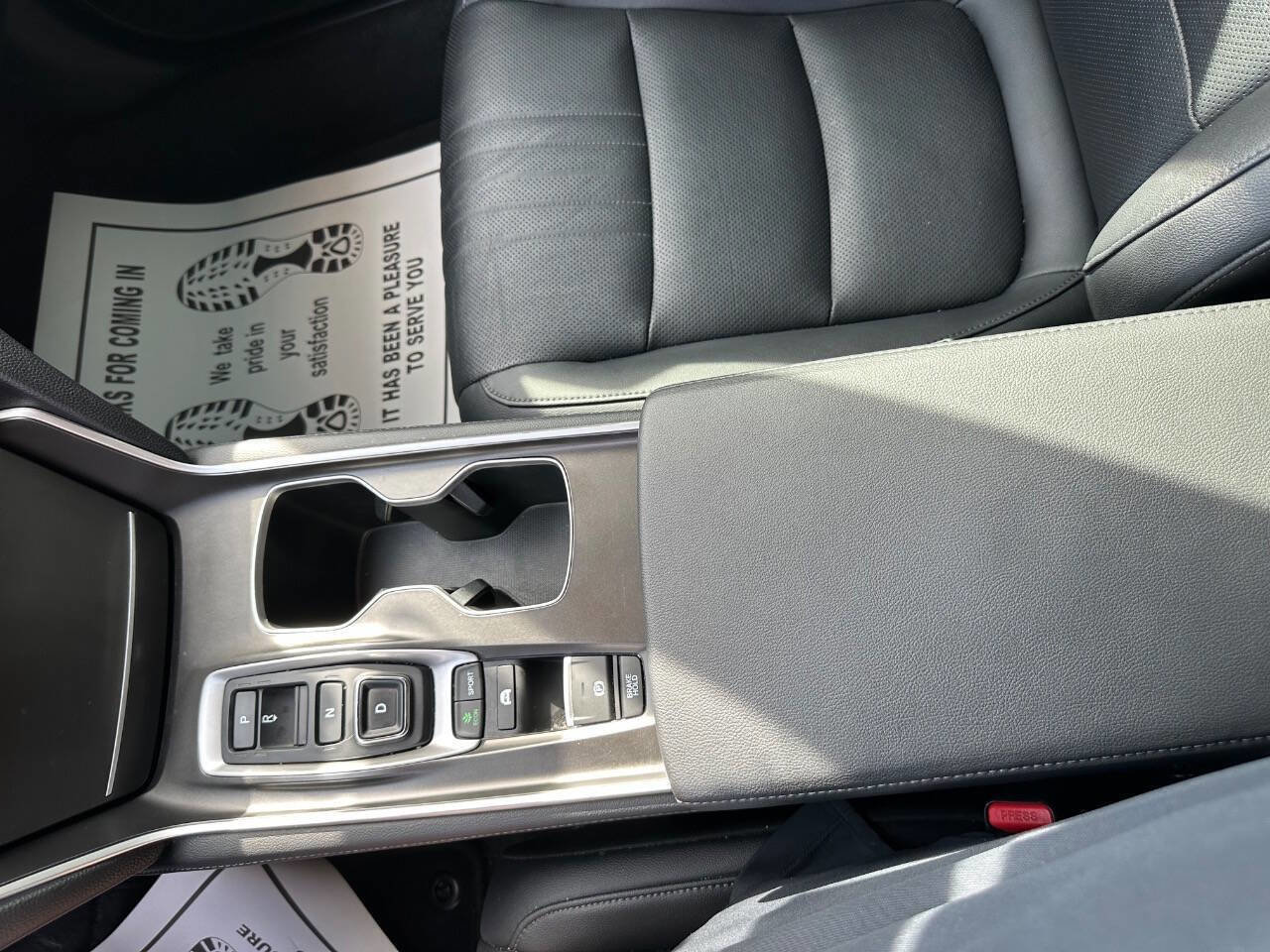 Used 2021 Honda Accord EX-L image 16