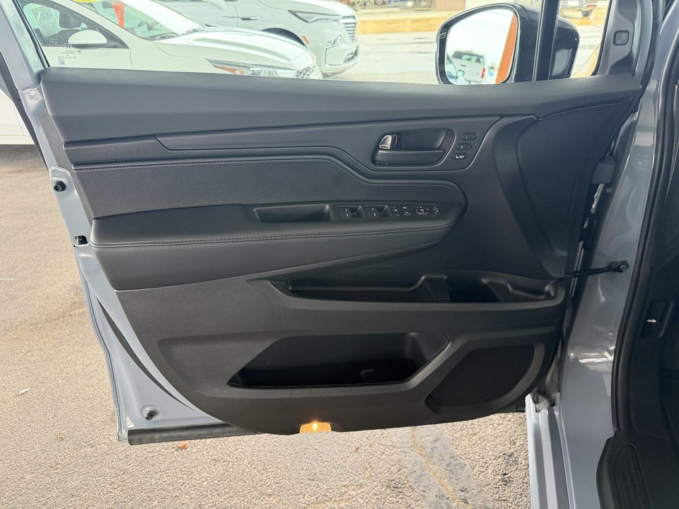 Used 2025 Honda Odyssey Sport-L image 27