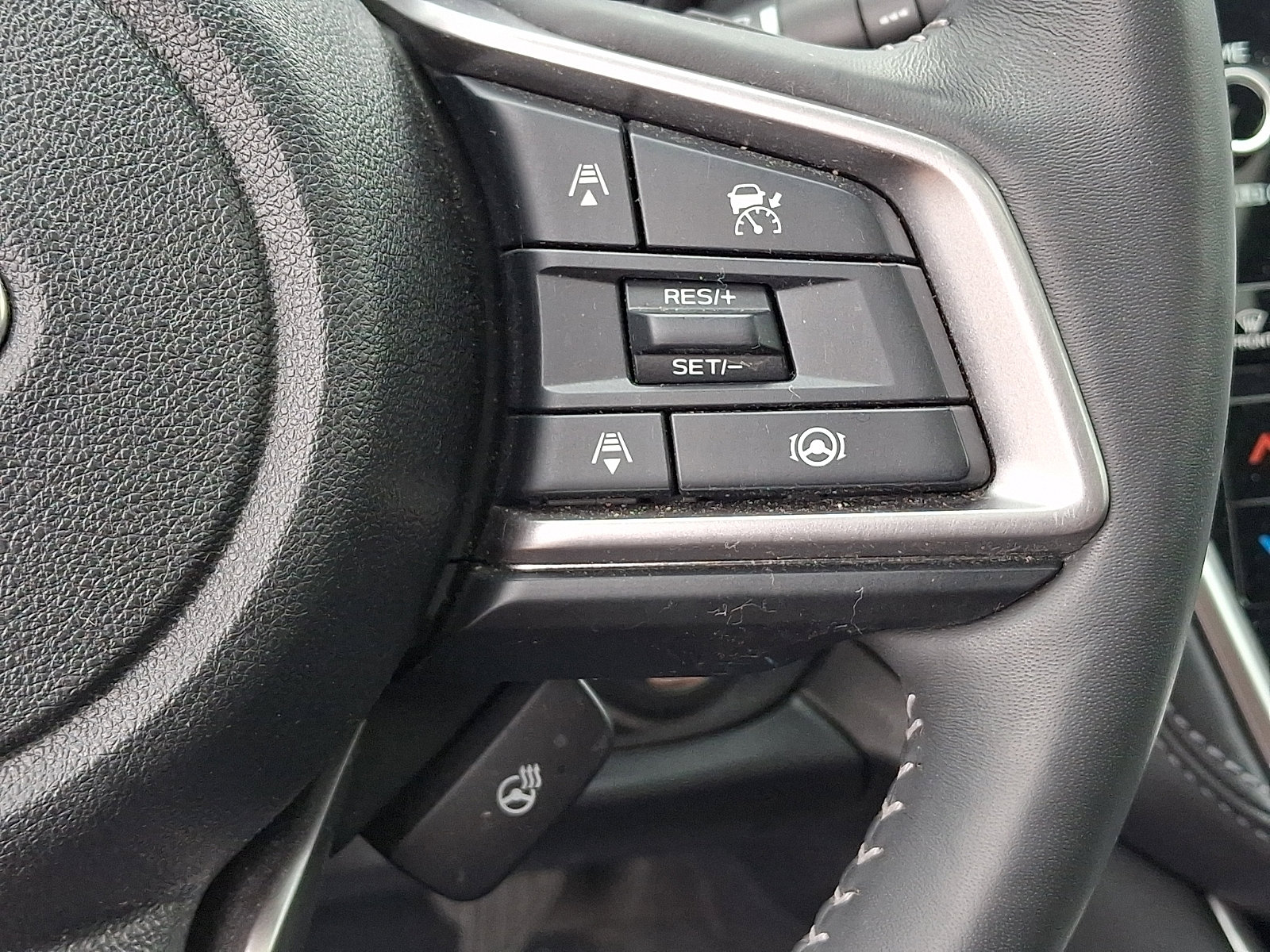 Used 2023 Subaru Outback Touring AWD/4WD image 24