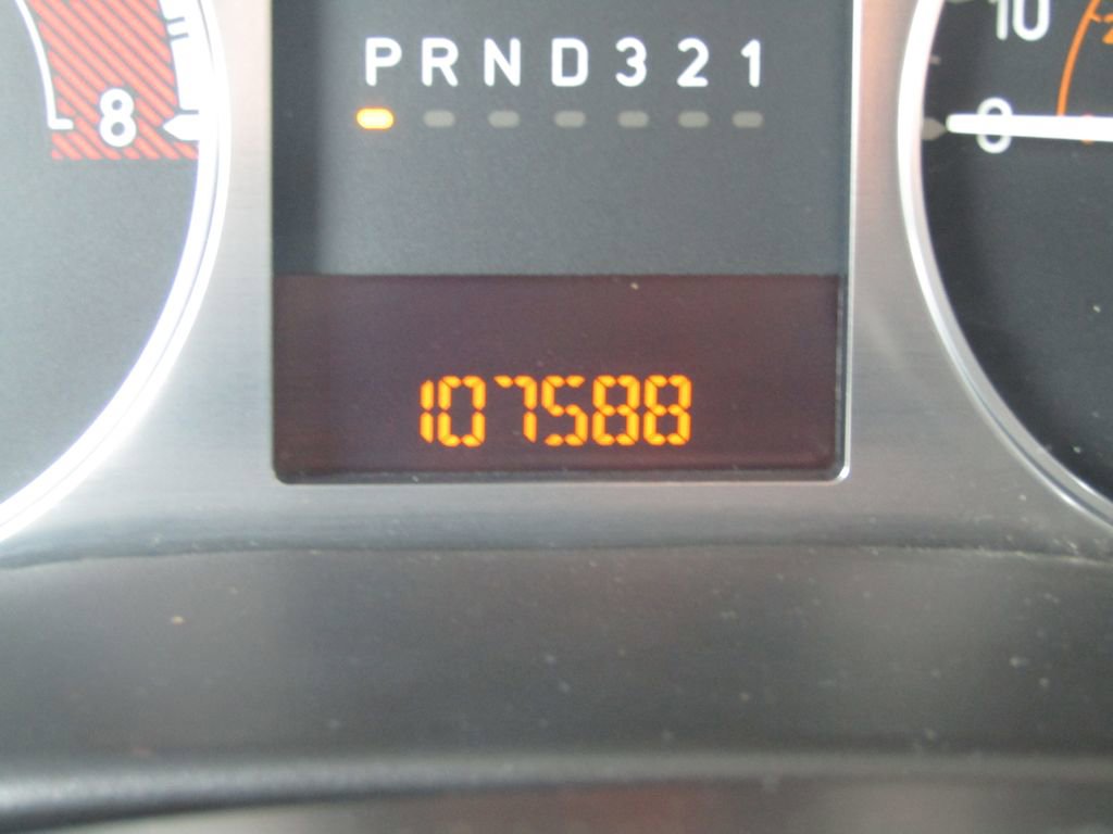 Used 2007 HUMMER H3 w/ Chrome Appearance Package AWD/4WD image 18
