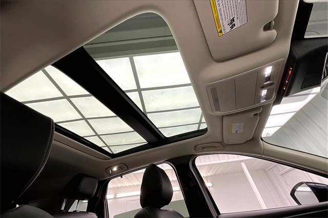 Used 2024 MAZDA CX-90 3.3 Turbo w/ Premium Package image 13