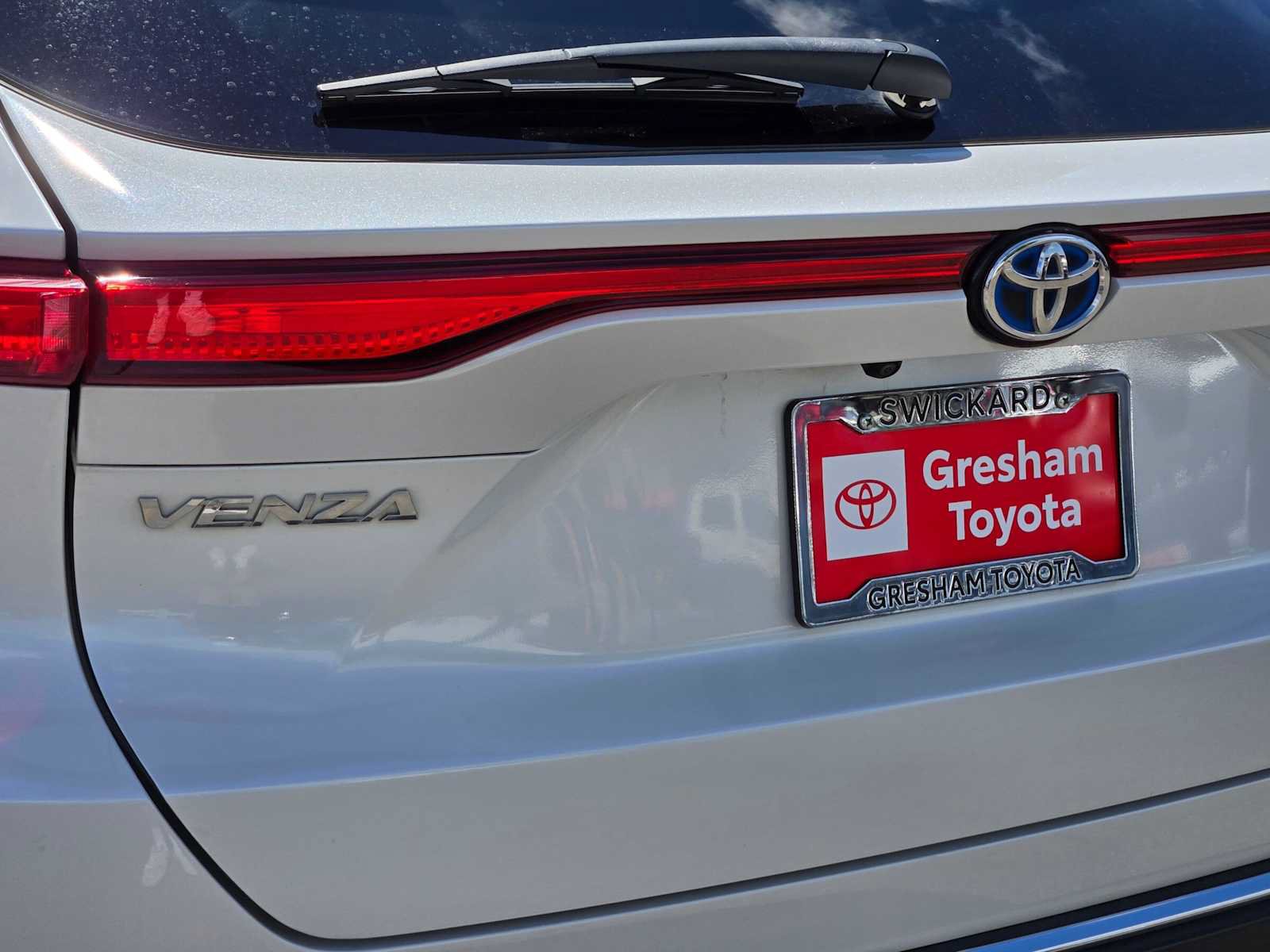 Used 2024 Toyota Venza Limited AWD/4WD image 15