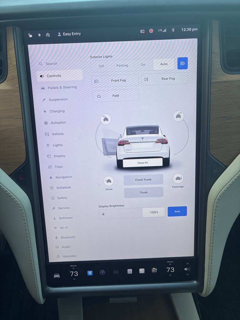 Used 2020 Tesla Model X Long Range image 21