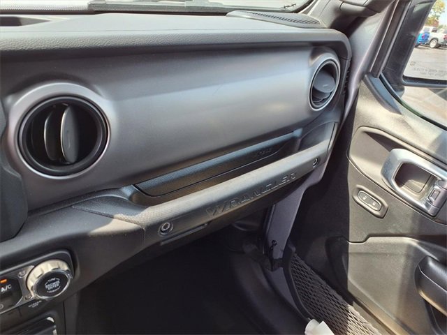 Used 2021 Jeep Wrangler Unlimited Sport image 19