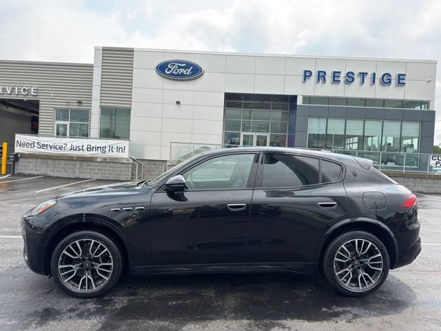 Used 2023 Maserati Grecale Modena AWD/4WD image 3