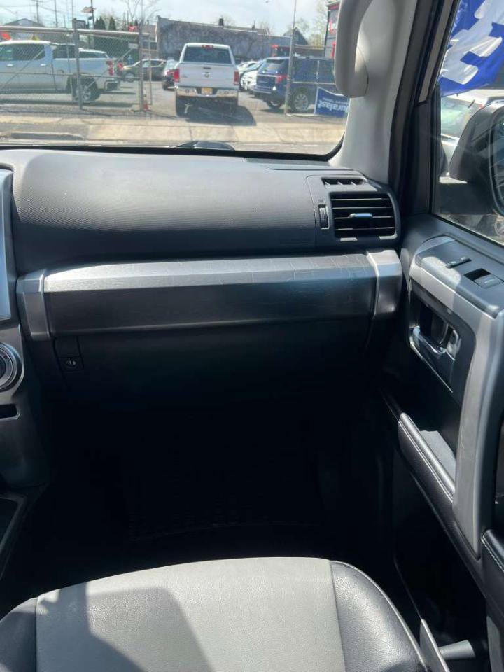 Used 2016 Toyota 4Runner SR5 Premium AWD/4WD image 25