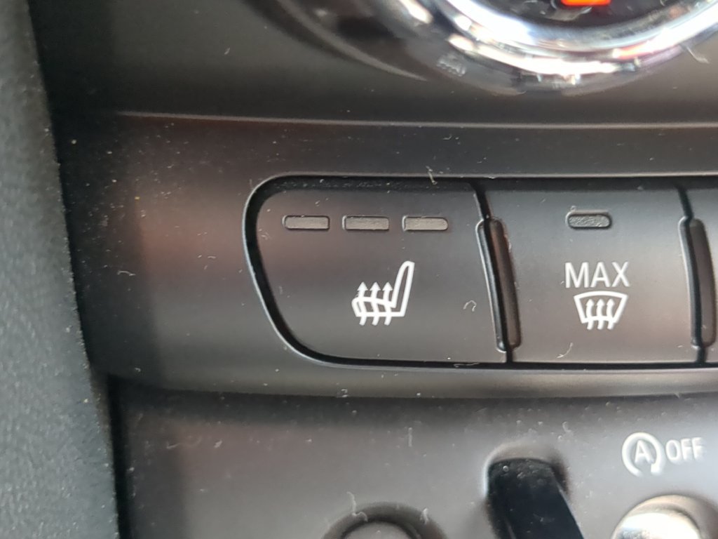 Used 2019 MINI Cooper S w/ Signature Upholstery Package FWD image 25