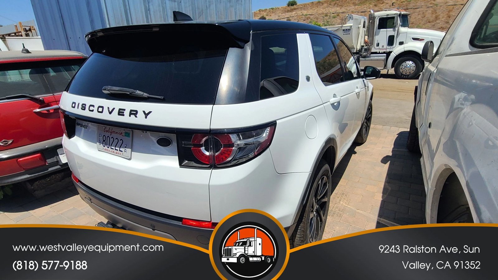 Used 2018 Land Rover Discovery Sport SE AWD/4WD image 3