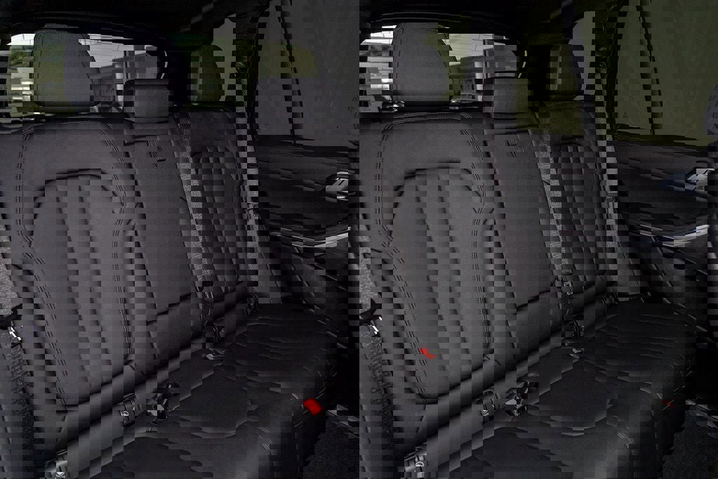 Used 2022 BMW X5 xDrive40i w/ Premium Package image 35