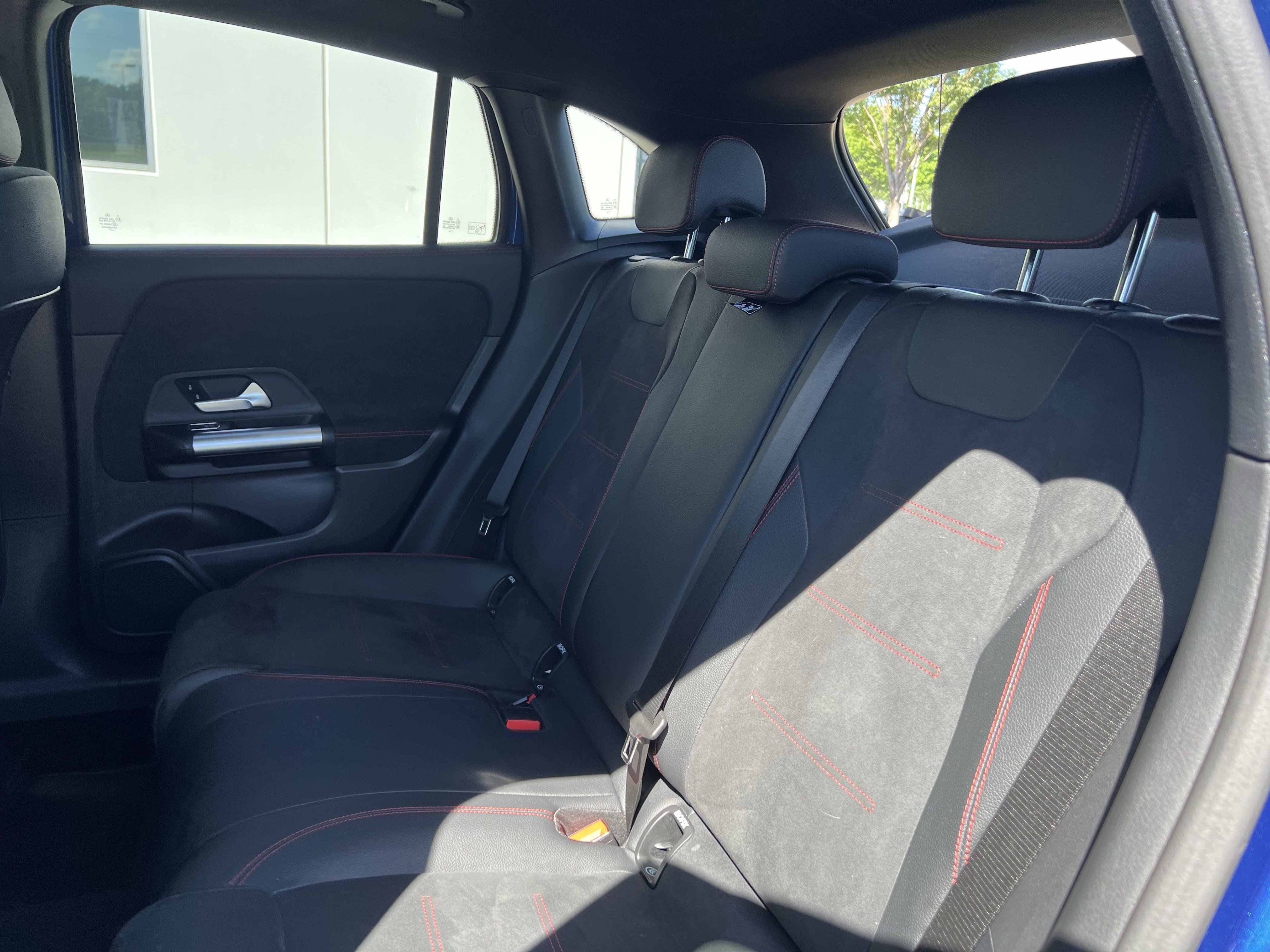 Certified 2025 Mercedes-Benz GLA 250 w/ AMG Night Package image 33