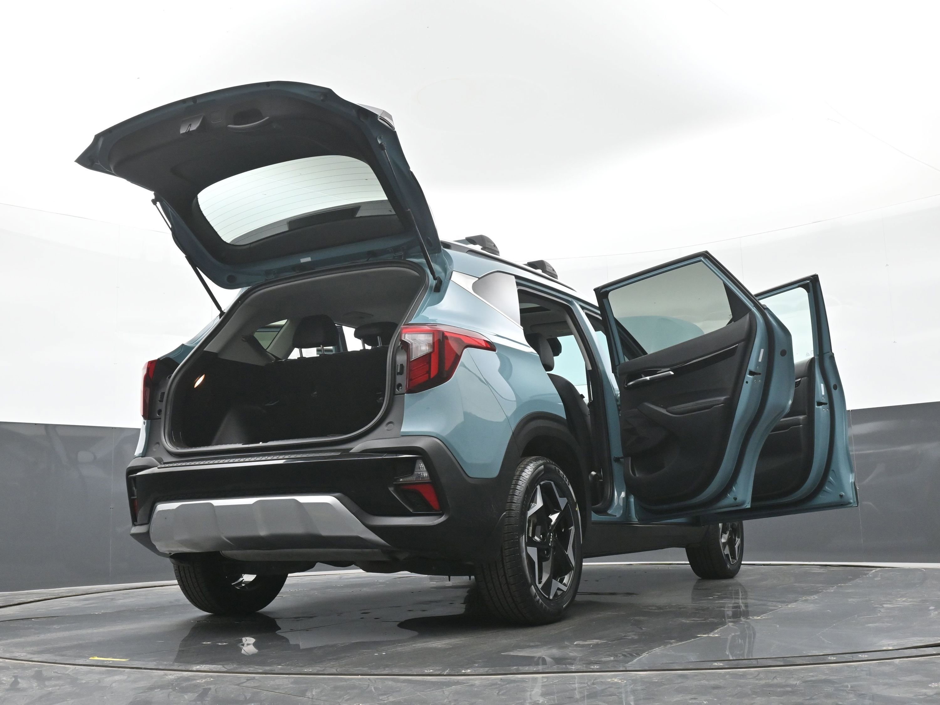Used 2024 Kia Seltos EX AWD/4WD image 50