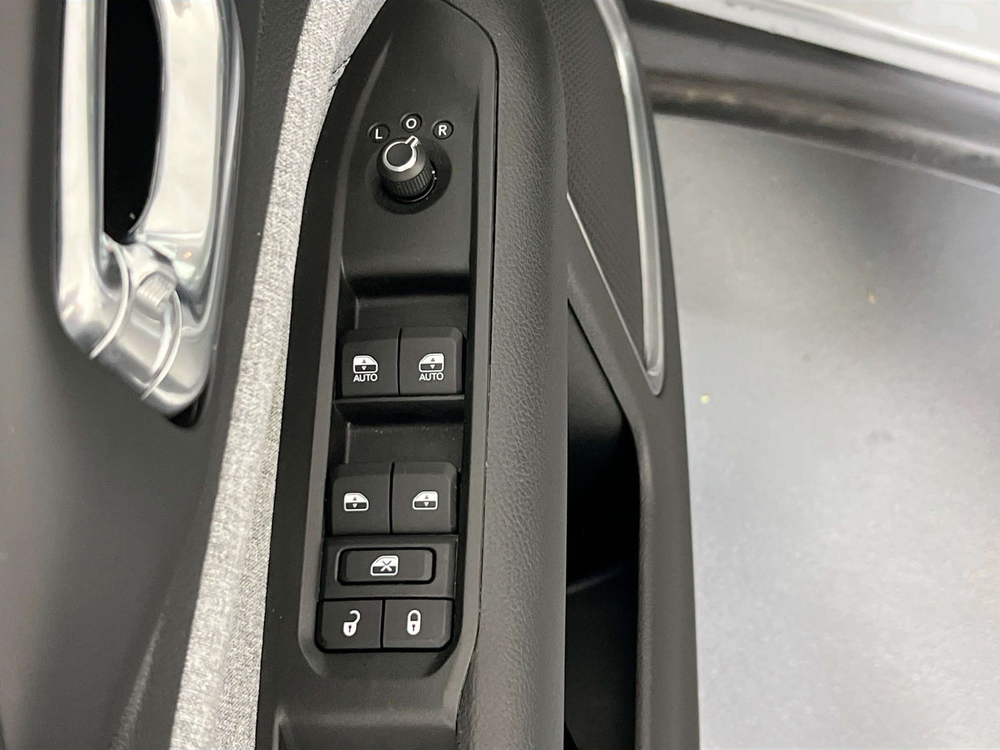 Used 2022 Jeep Compass Latitude image 17