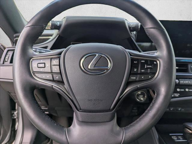 Certified 2024 Lexus ES 350 w/ Premium Package image 13