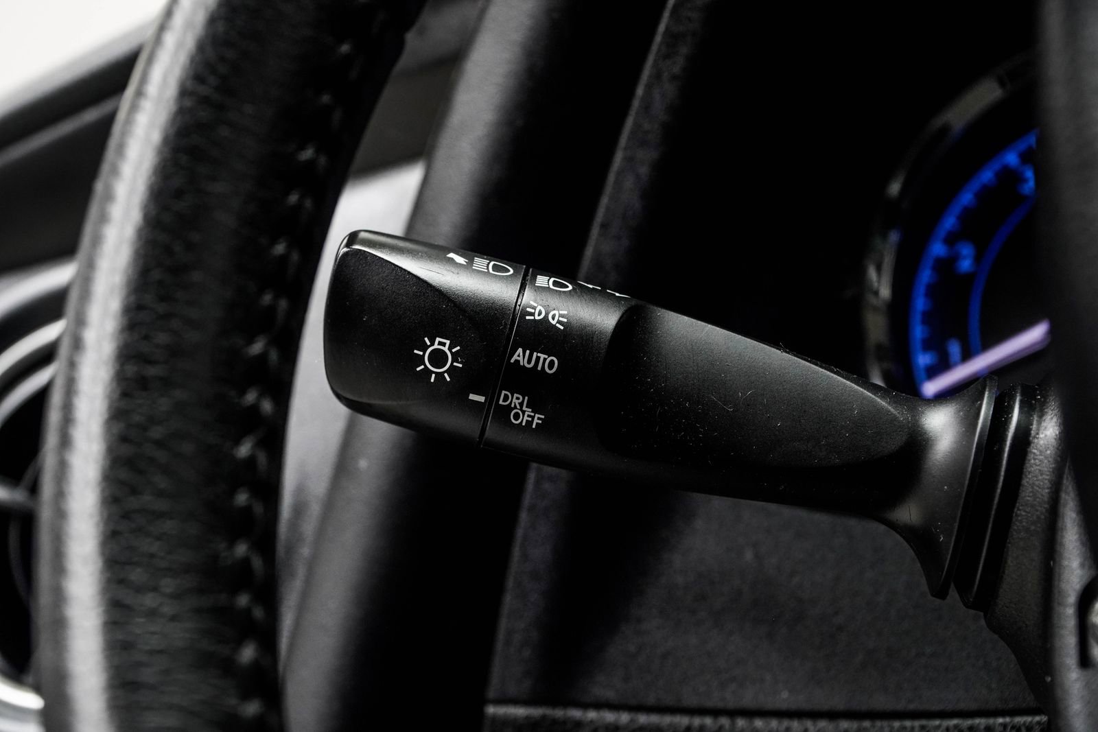 Used 2018 Toyota Corolla SE image 28