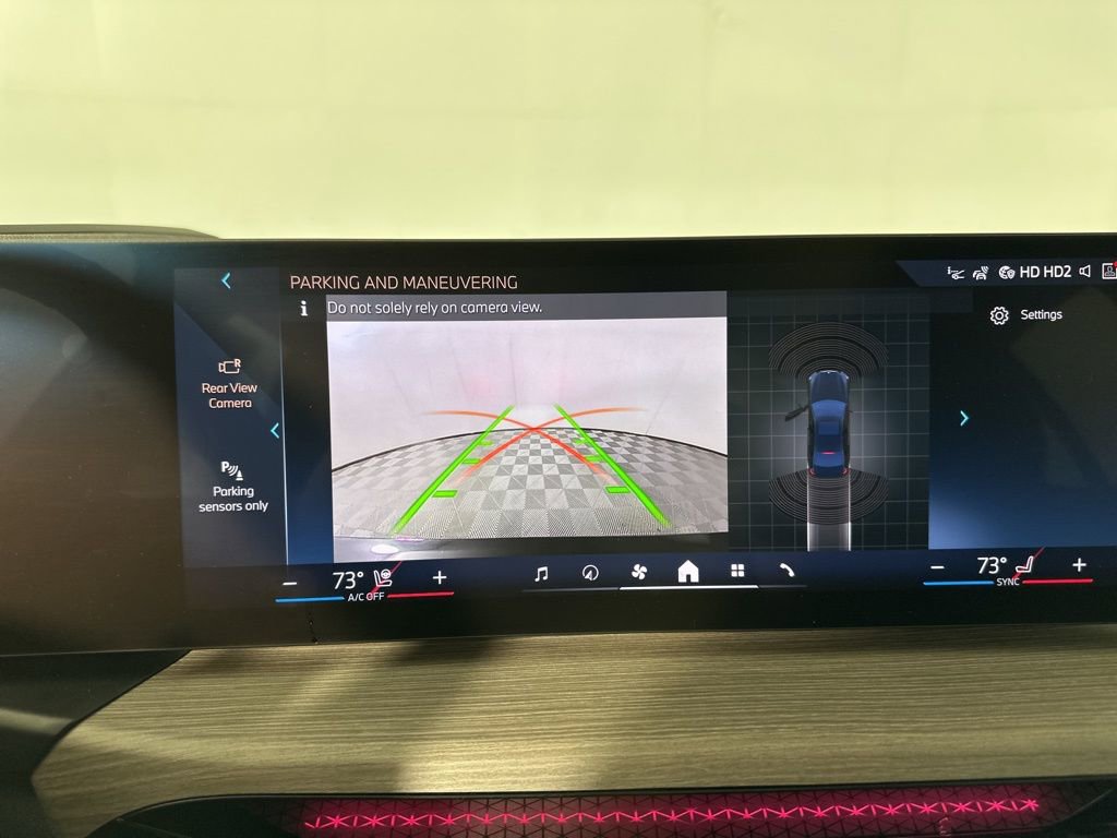 Certified 2025 BMW 330i xDrive 330i xDrive w/ Premium Package image 17