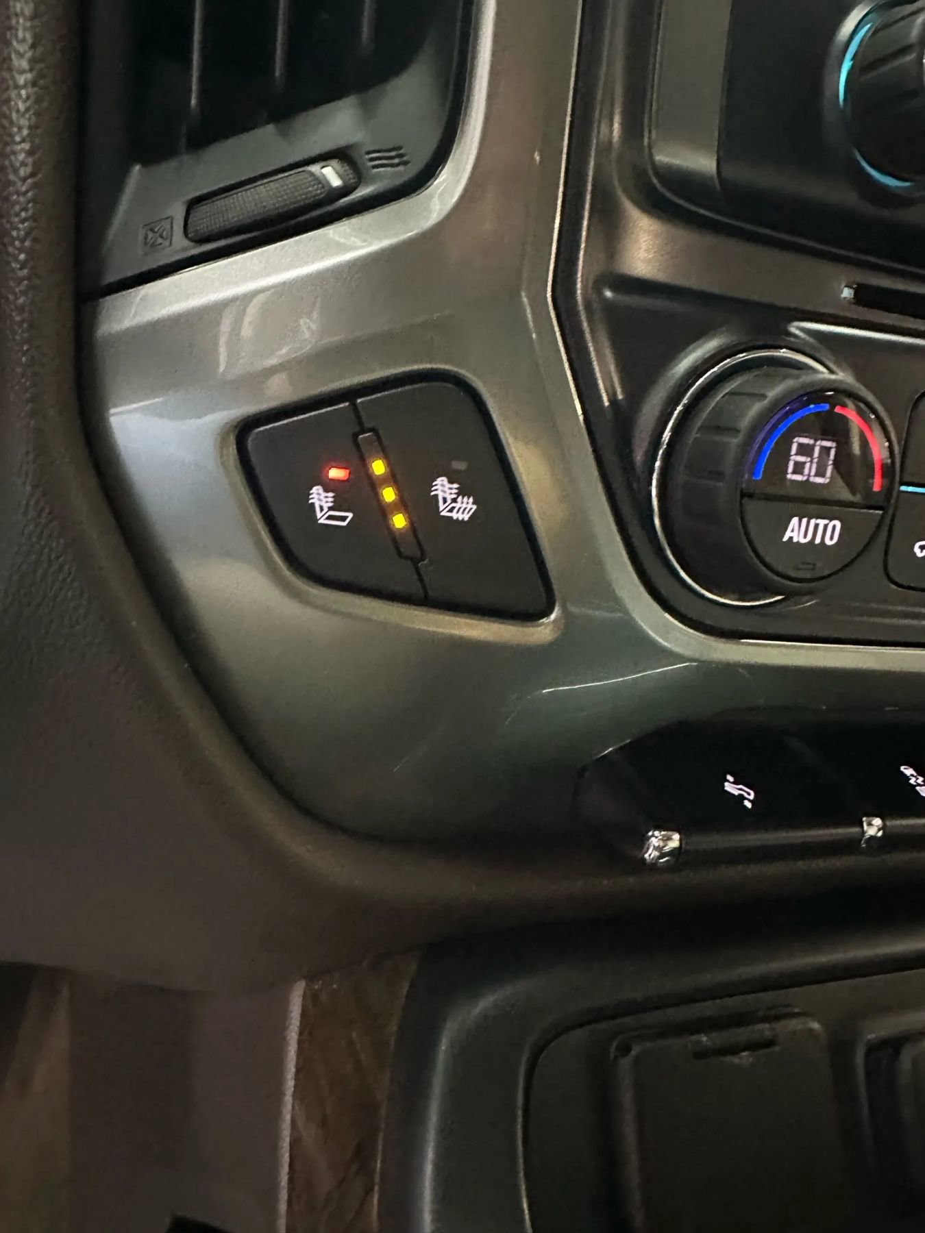 Used 2017 Chevrolet Silverado 1500 LT w/ All Star Edition image 18