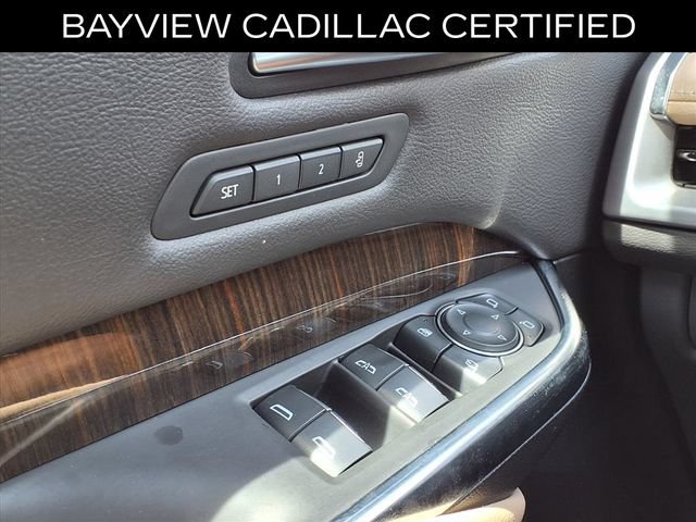Certified 2025 Cadillac XT4 Premium Luxury FWD image 32