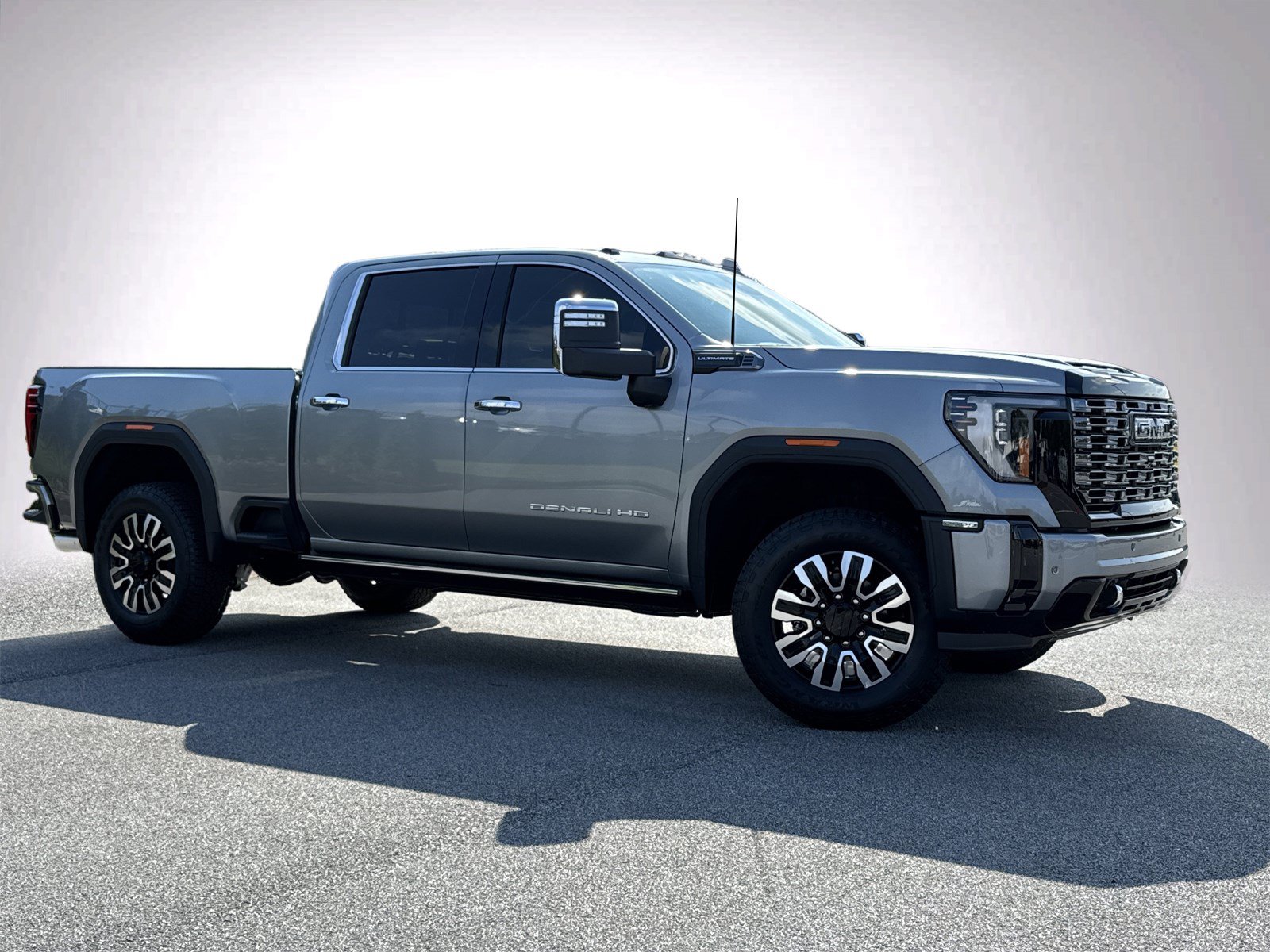 New 2026 GMC Sierra 2500 Denali Ultimate AWD/4WD image 2