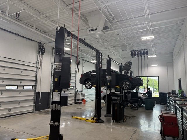 Used 2015 Jeep Cherokee Limited image 25