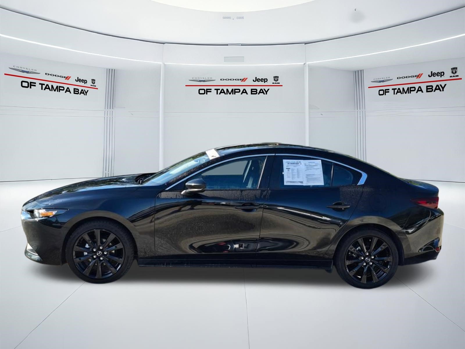 Used 2025 MAZDA MAZDA3 s FWD image 3