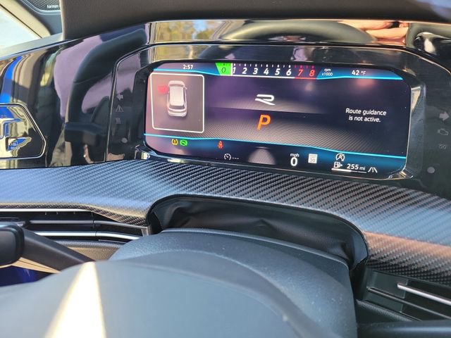 Used 2025 Volkswagen Golf R Black Edition image 20