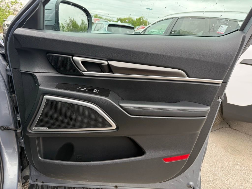 Certified 2025 Kia Telluride S AWD/4WD image 14