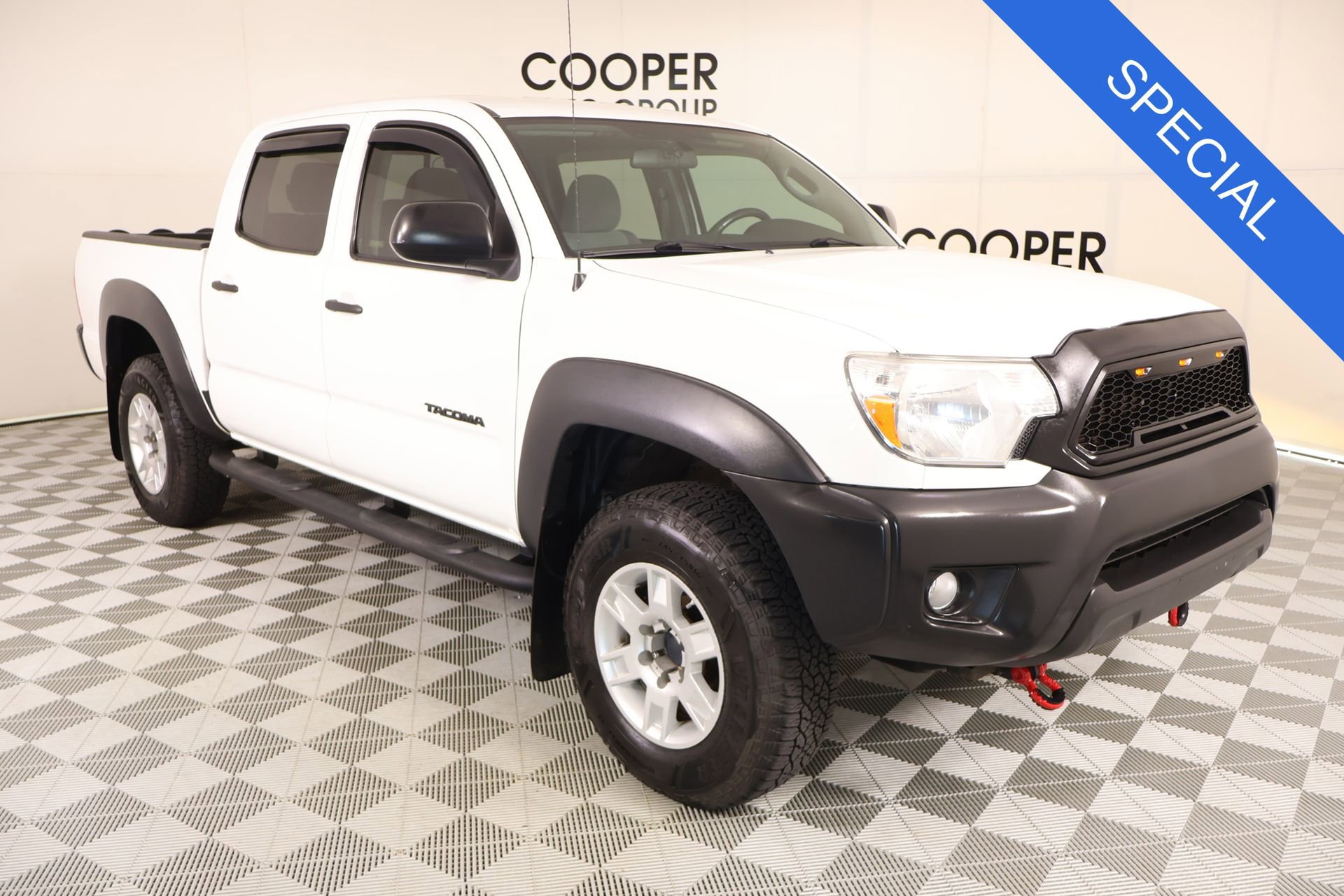 Used 2013 Toyota Tacoma 4x4 Double Cab w/ Convenience Pkg image 1