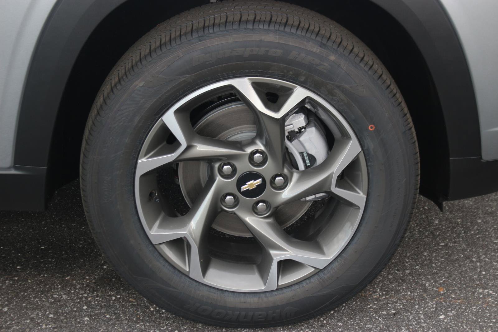 New 2026 Chevrolet Trax LT w/ Driver Confidence Package image 9