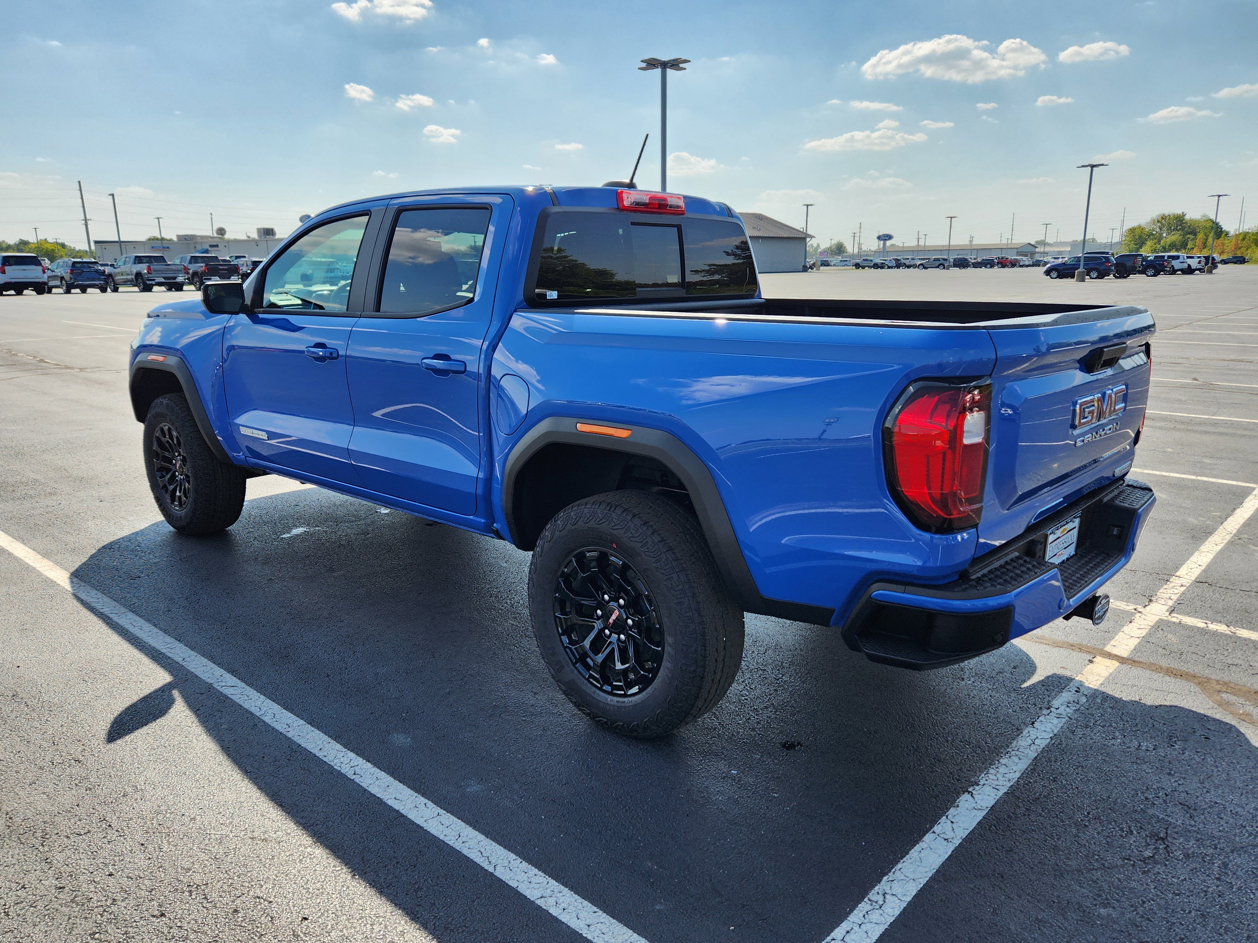 New 2026 GMC Canyon Elevation w/ Convenience Package image 3